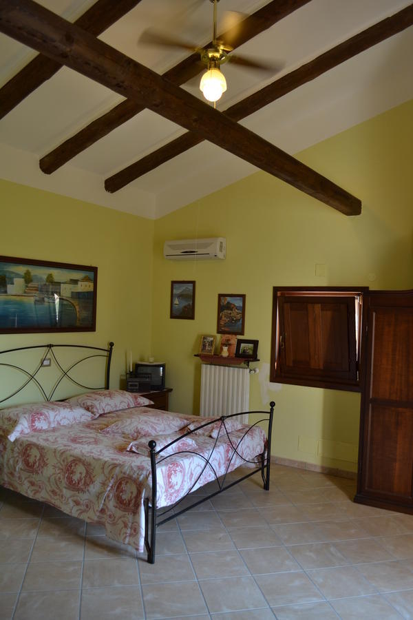 La Casa Di Lidia Bed and Breakfast Cardile Δωμάτιο φωτογραφία